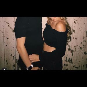 Black Ruched long sleeve crop top